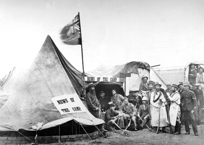 Die Verlagsbüros und Redaktionsquartiere von News of the Camp, um 1880-81 von English Photographer